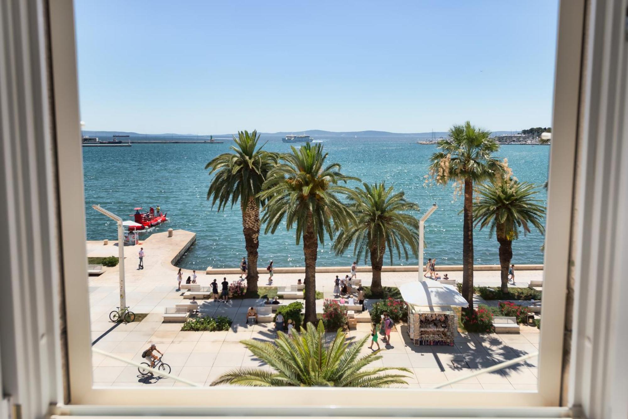 Palms Promenade Luxury Rooms Split Pokoj fotografie